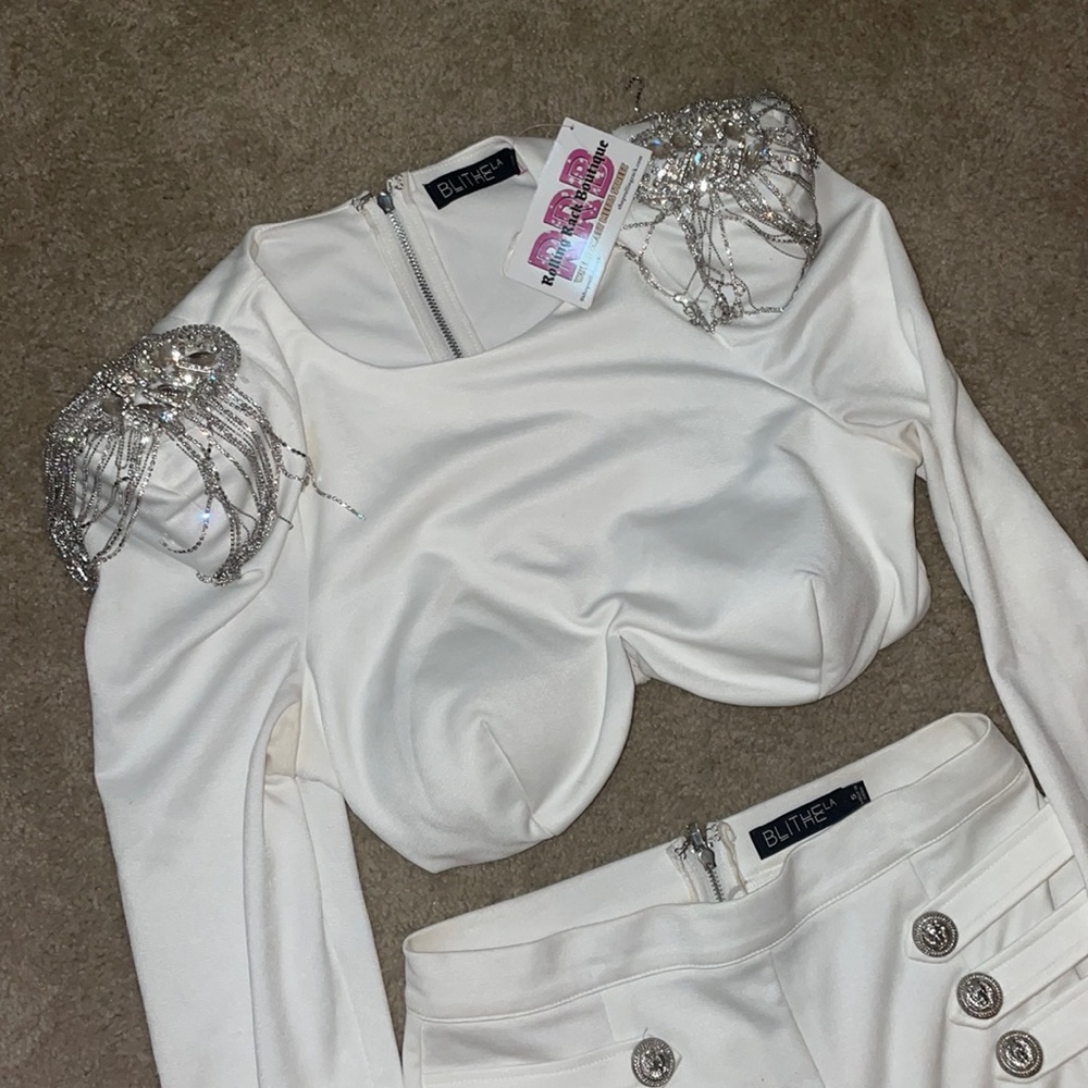 Two piece set